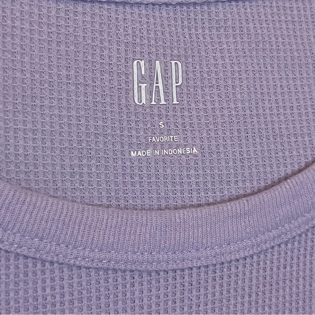 Gap Lilac Snowflake Long Sleeve Top - Image 5