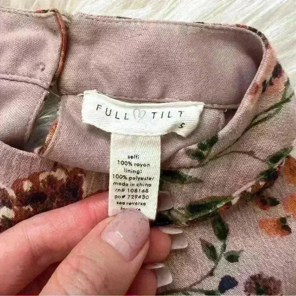 Full Tilt Purple Floral Keyhole Romper Small - Image 4