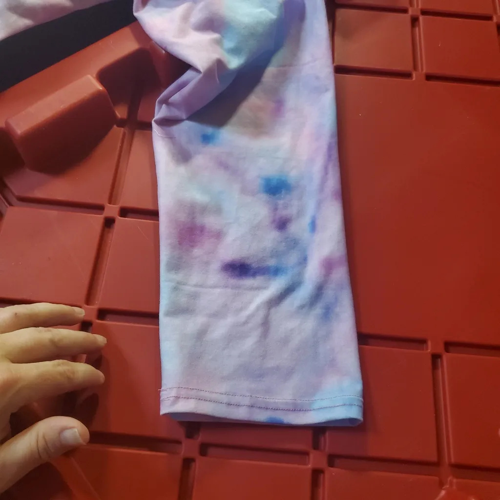 🐻 Tie dyed Long sleeved shirt Size L Pink Size L - Image 3