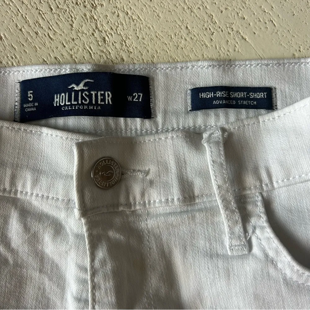 Hollister Size 5/W 27 High-Rise Distressed Shorts | White | Advanced Stretch - Image 6