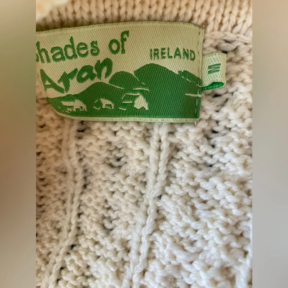 Shades of Aran Ireland Crafts 100% Merino Wool Crew Neck Unisex Sweater, Medium - Image 4
