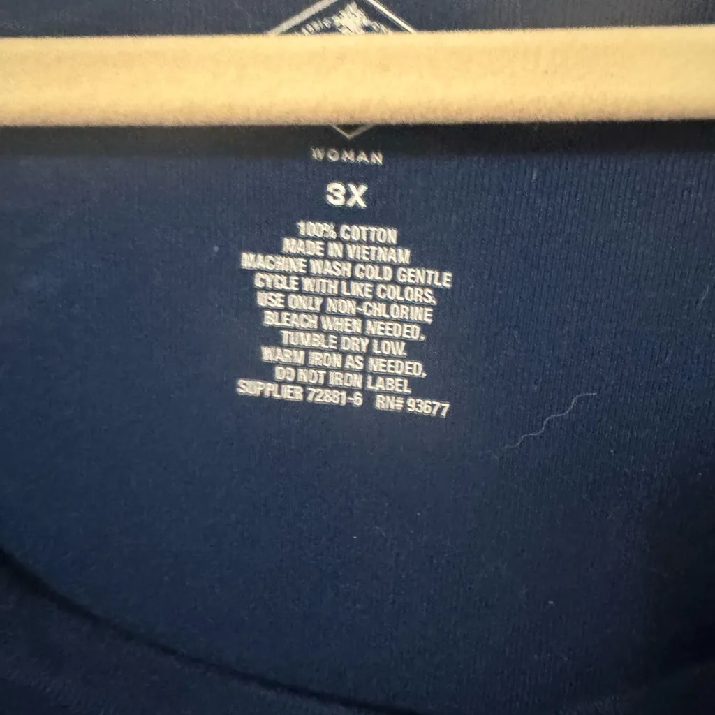 Elegant Deep Blue V-Neck Long Sleeve Top - Image 2