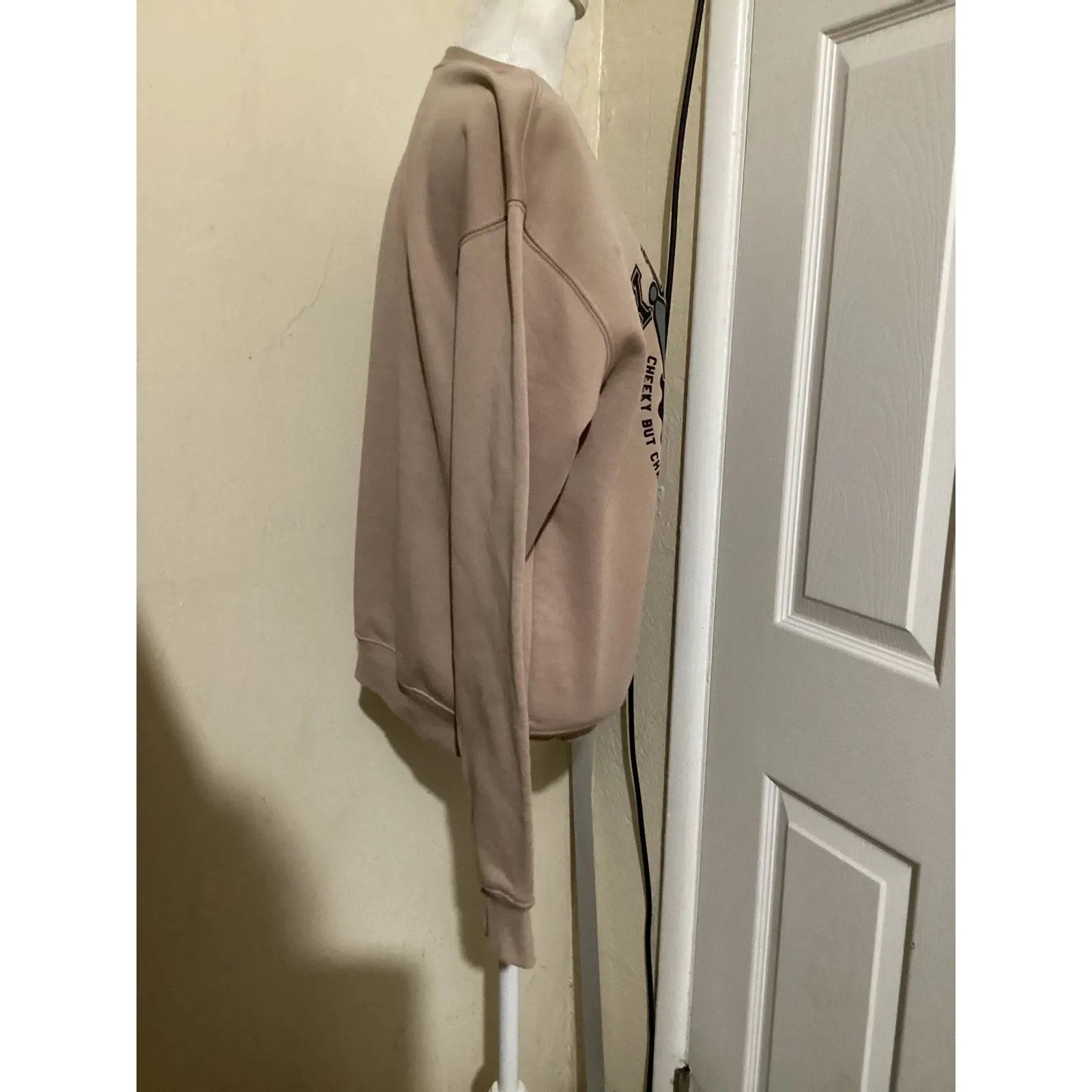 Kuromi Sanrio Crewneck Sweatshirt Tan Cartoon Character Graphic Top Women's M - Image 2