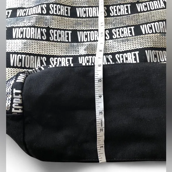 Victoria’s Secret Black Silver Sequin Bling Large Tote Weekender Bag Limited Ed. - Image 11