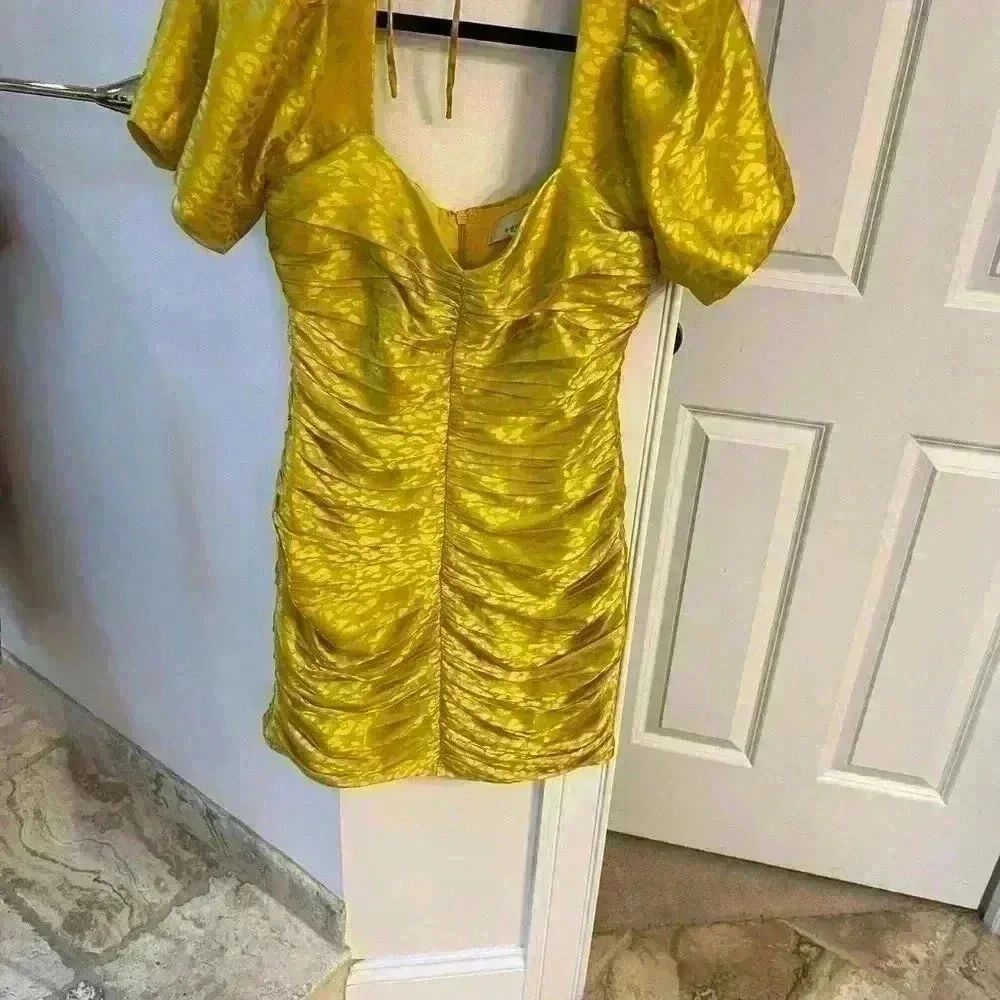 NWOTAdelyn Rae Nissa Puff Sleeve Dress (Contemporary), Honeycomb, Size: S - Image 4