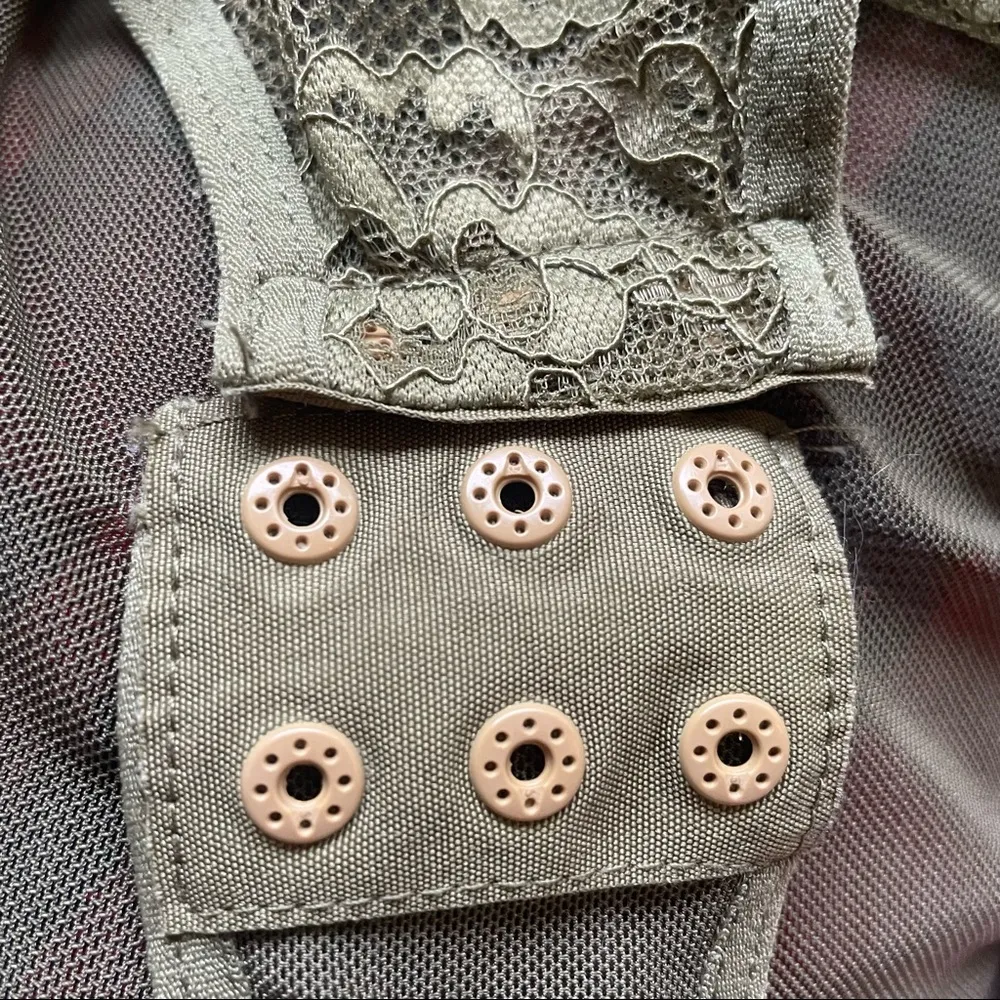 Revamped  olive lace bodysuit - Image 6