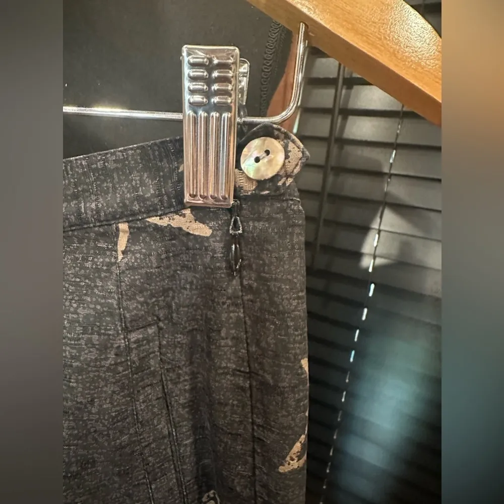 Tommy Bahama Tiki Pants Wide Leg EUC - Image 2