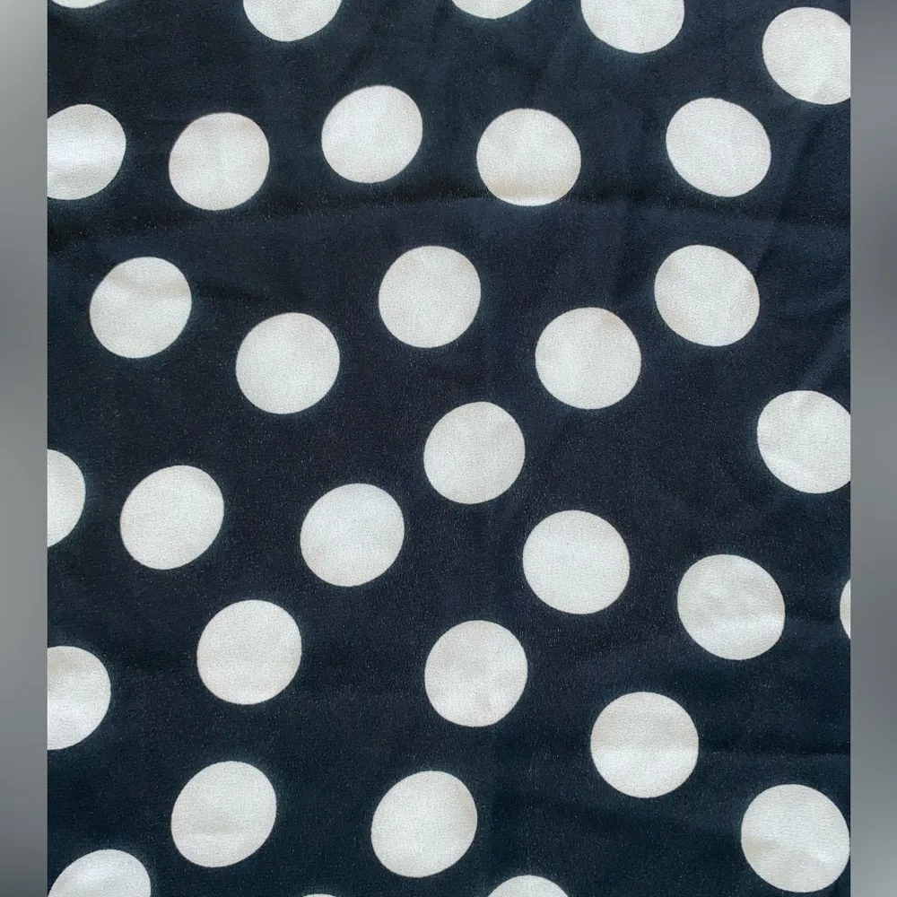 UNBRANDED polka dot semi sheer scarf Black - Image 2
