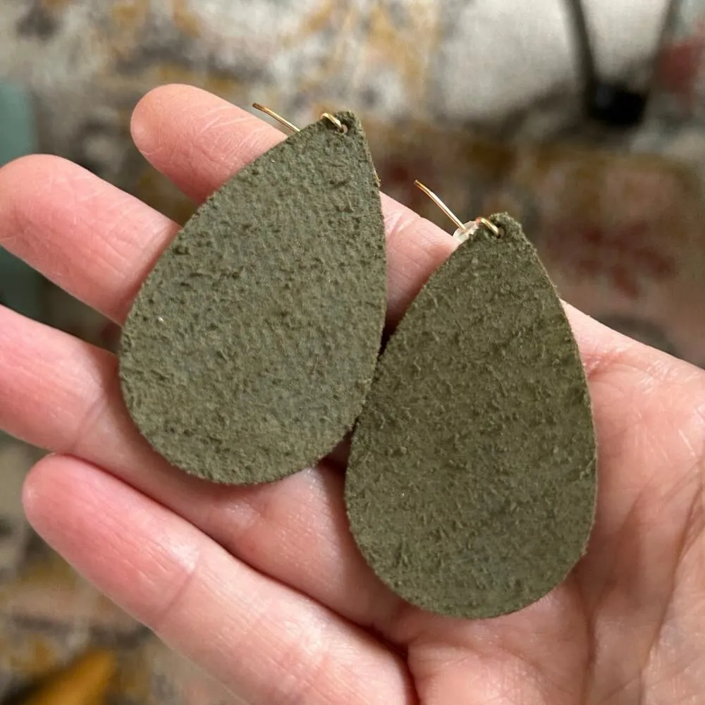 Nickel & Suede Desert Green Small Teardrop Leather Earrings Light Weight Texture - Image 4