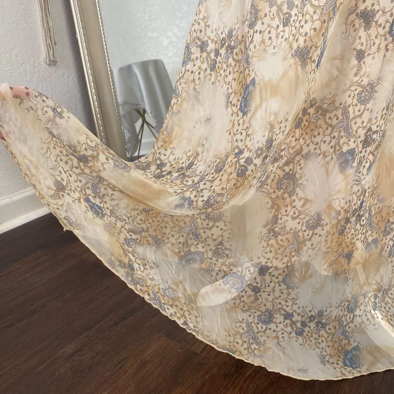 RAG Romantic Whimsical Cream Tan Mesh Blue Floral Maxi Skirt Plus Size 1X - Image 4