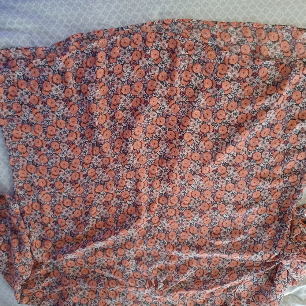 Wet Seal Women’s 3X Short Sleeve Blouse Orange floral - Image 8