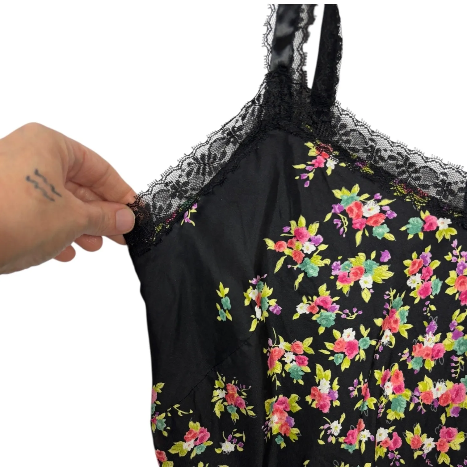 Vintage Nine West 100% Silk Black Floral Lace Trim Camisole Tank Top Womens sz 8 - Image 4