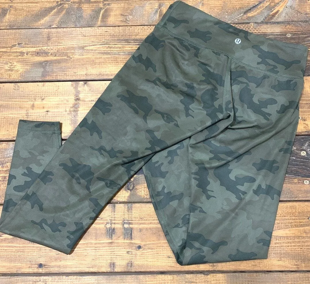 Lululemon Camo Wunder Under Pants - Image 4