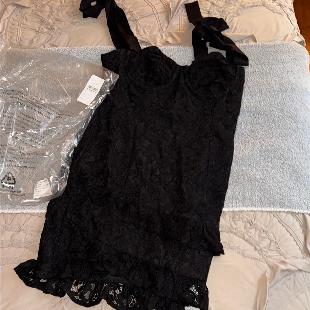 Lovers and Friends Mary kate medium Black Mini Dress NWT - Image 6