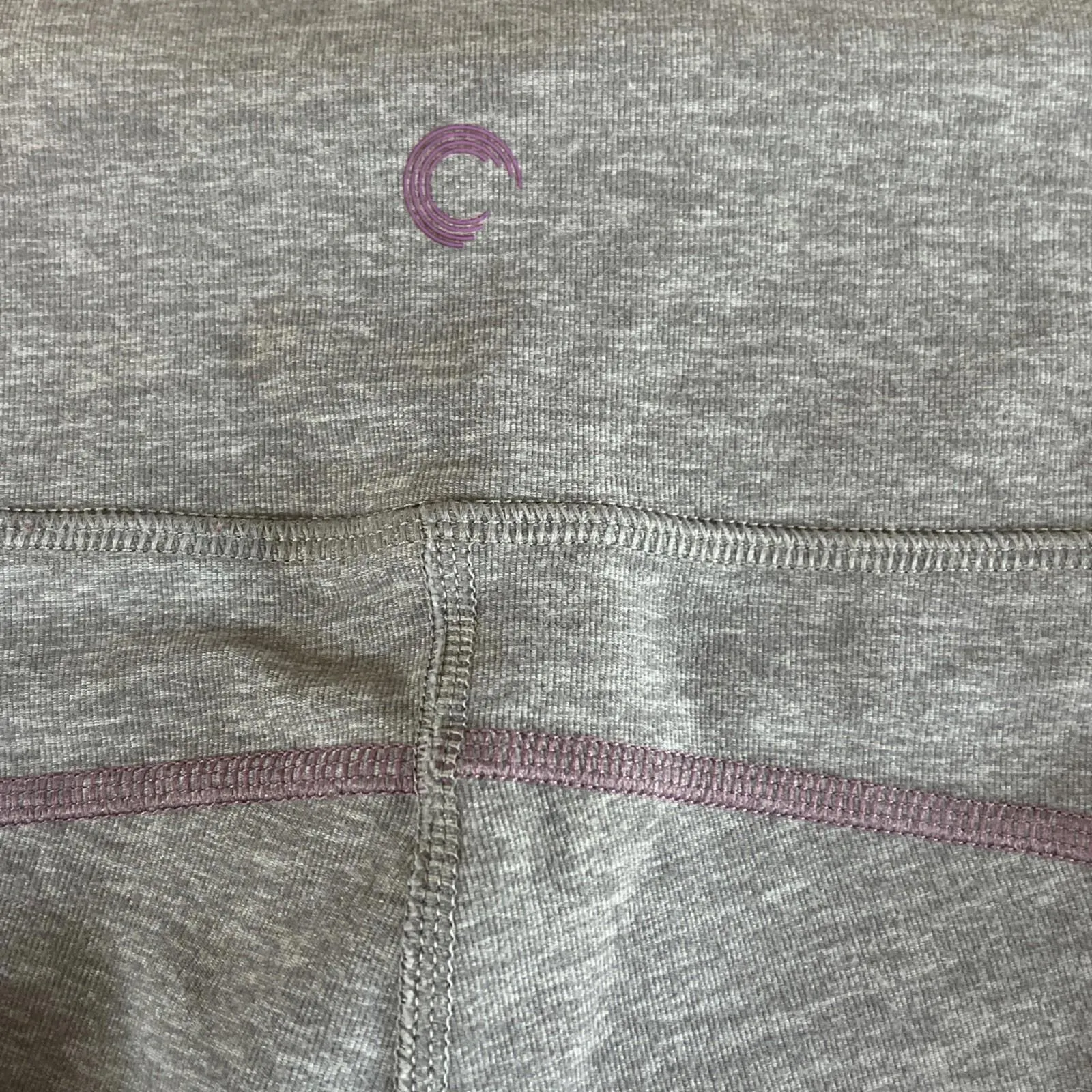 Aritzia The Constant Colorblock Legging Gray/Pink/Purple Size Medium - Image 4