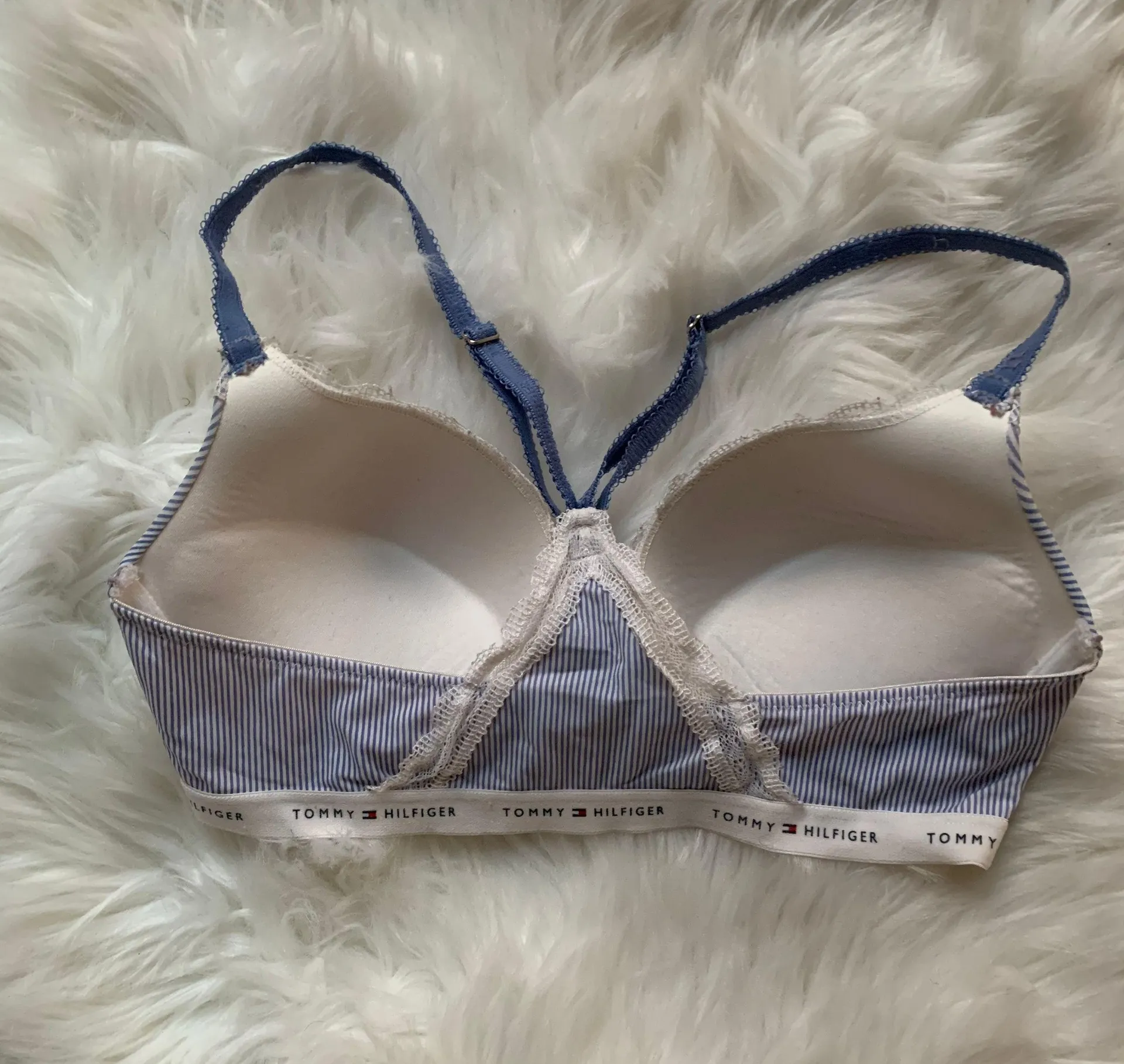 Bra - Image 2