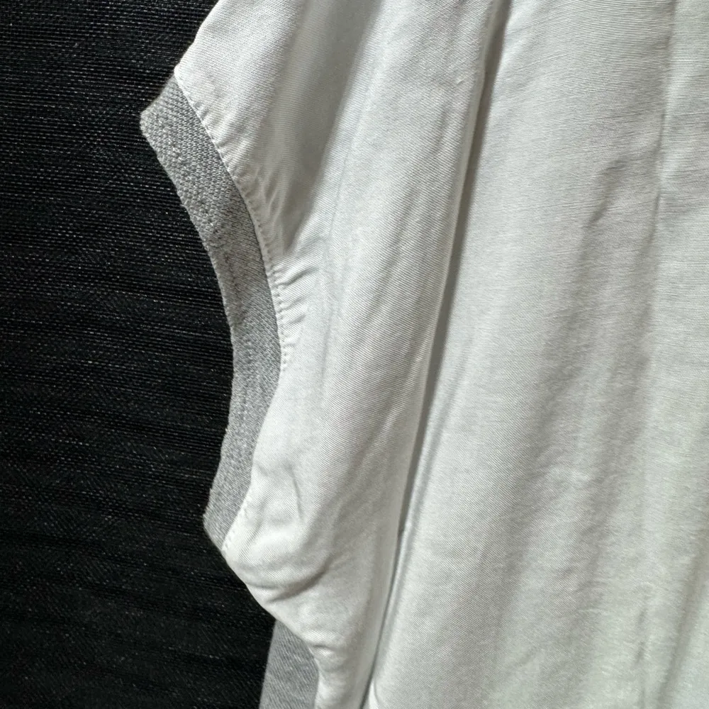 DREW WOMENS SKULL TOP MEDIUM NEW NO TAGS - Image 3