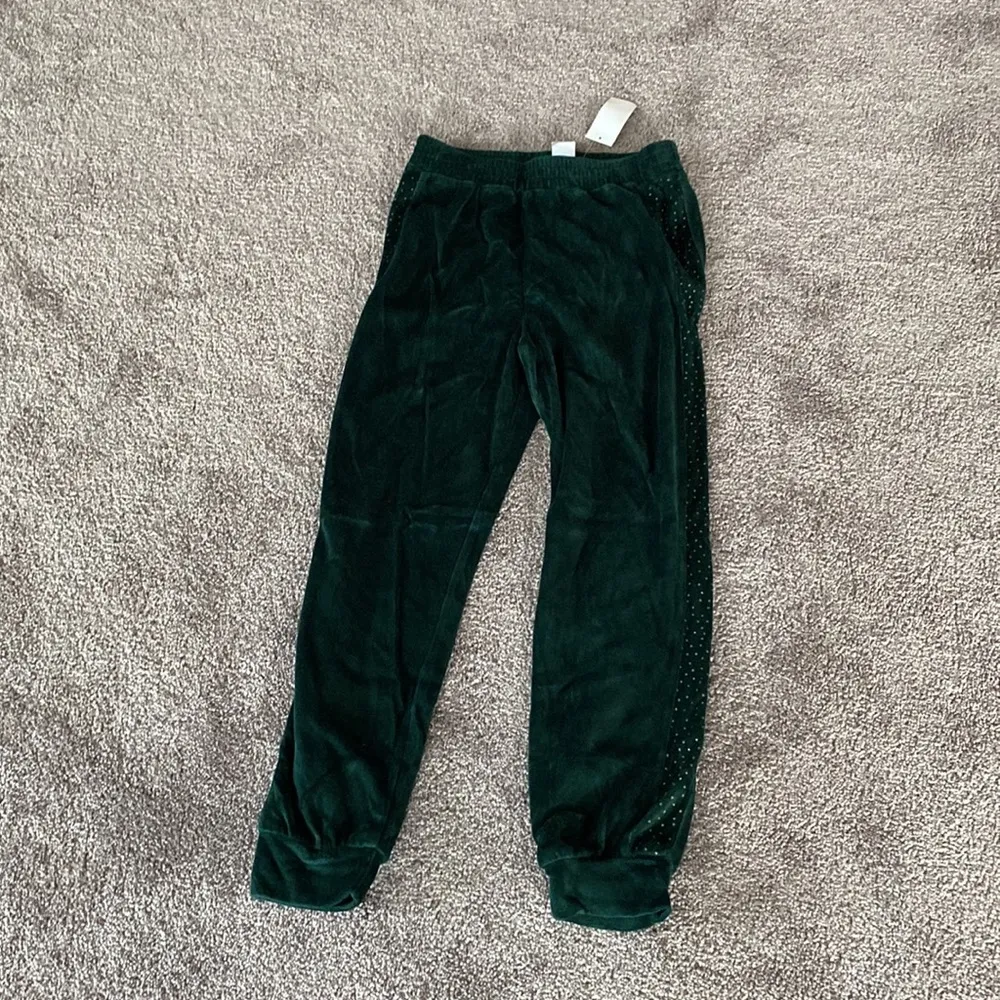 Beautees Green Velour Two Piece Set SIZE S - Image 6