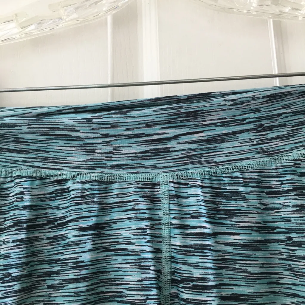 Everlast FINAL MARKDOWN Ladies  workout slacks large - Image 3