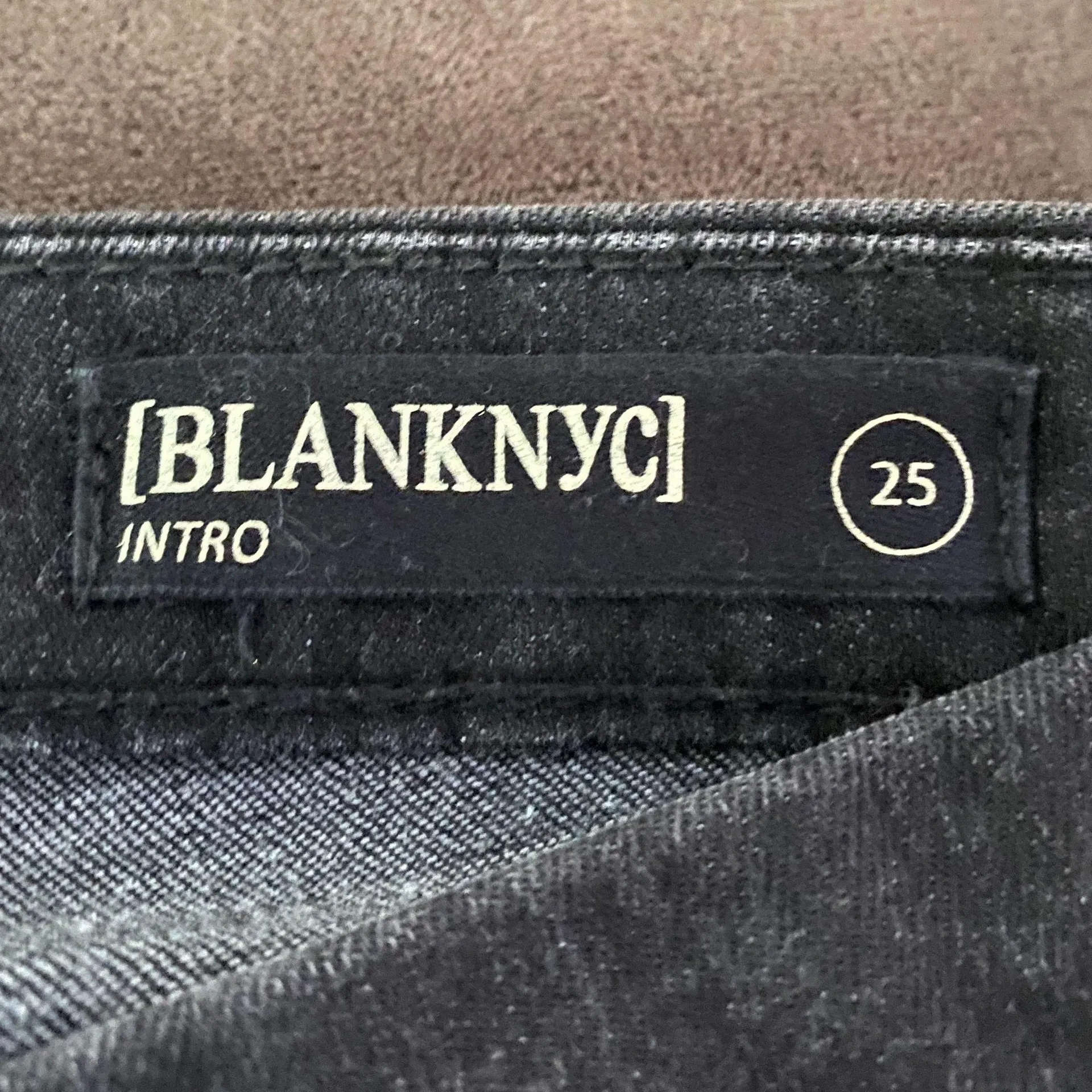 Two Tone Raw Hem Jeans - Image 3