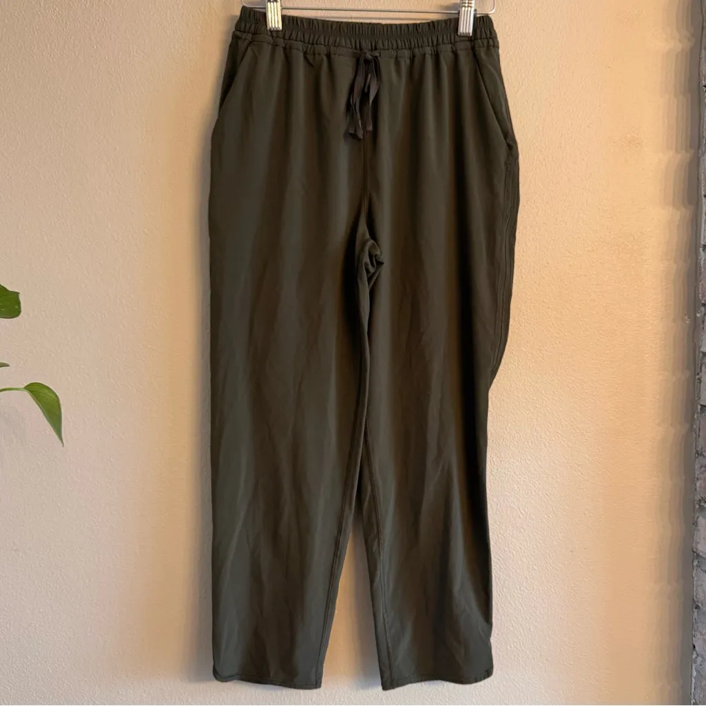 Lululemon  Keep It‎ Classic Crop *23" - Image 2