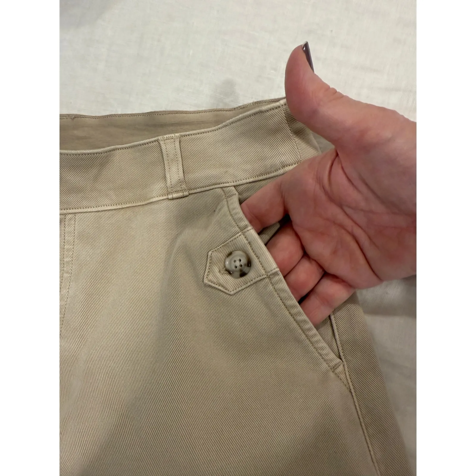 Spanx Mid Rise Stretch Twill Crop Wide Leg Pants Beige Women's Size Medium - Image 4