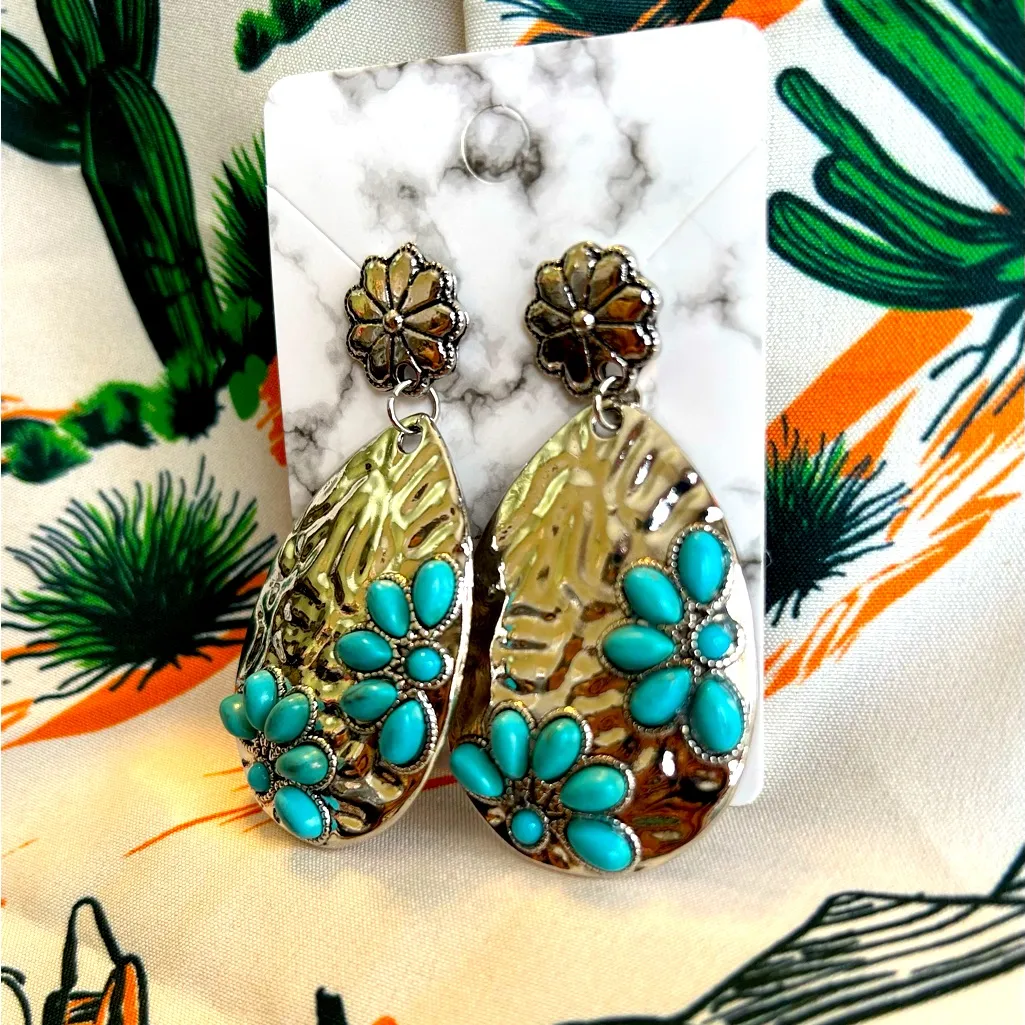 New Western Boho Silver and Turquoise Floral Earrings - Image 2