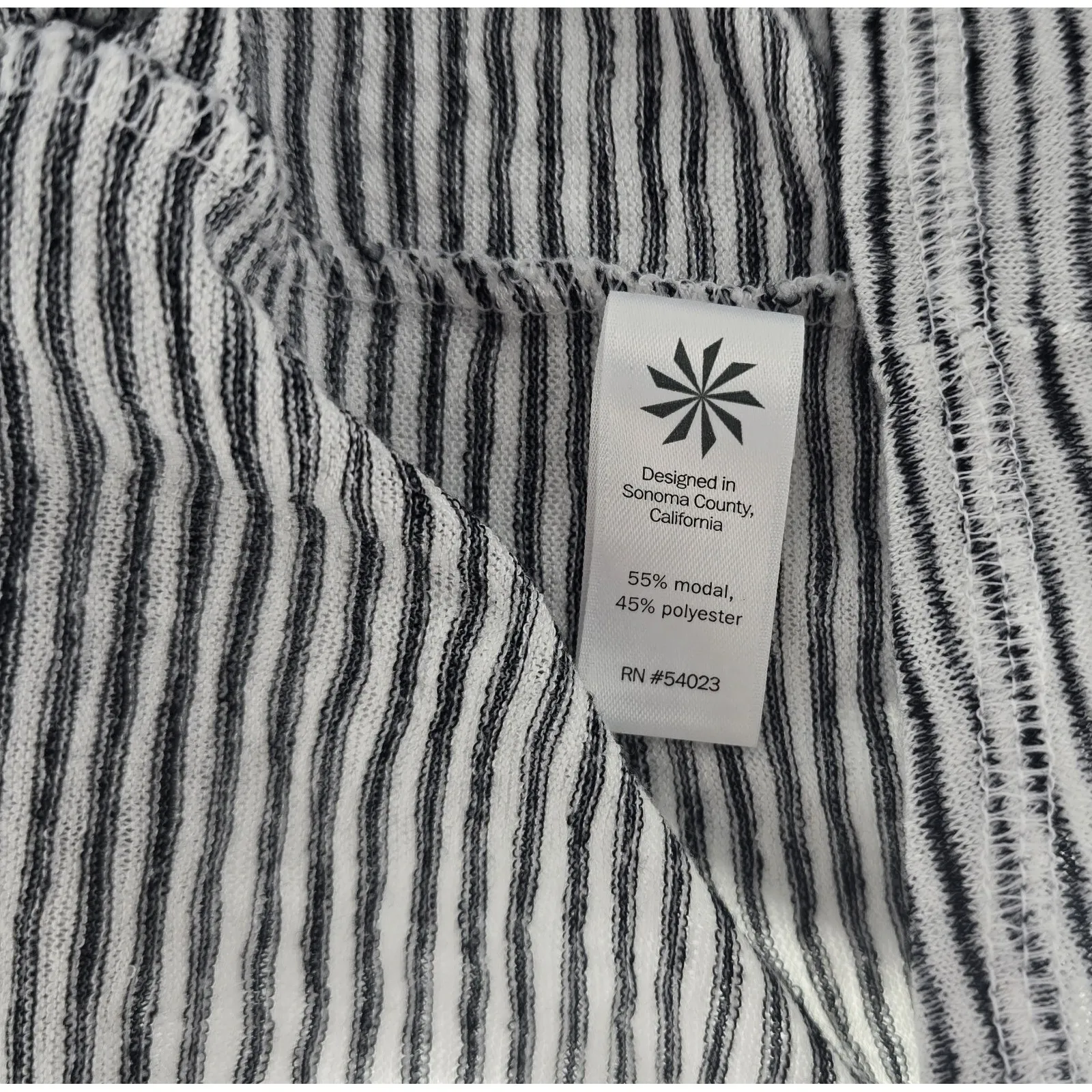 Athleta Stripe Breezy Crossback Tee  Black White‎ Striped XL Modal Poly Blend - Image 6