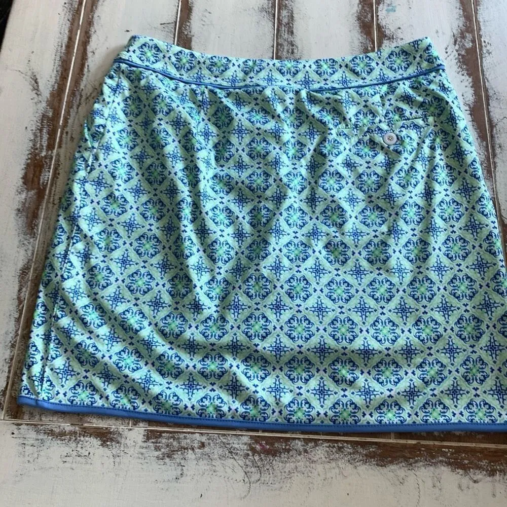 Greg Norman Women's Barcelona Porcelain Wrap Pull On Golf Skort size small - Image 8