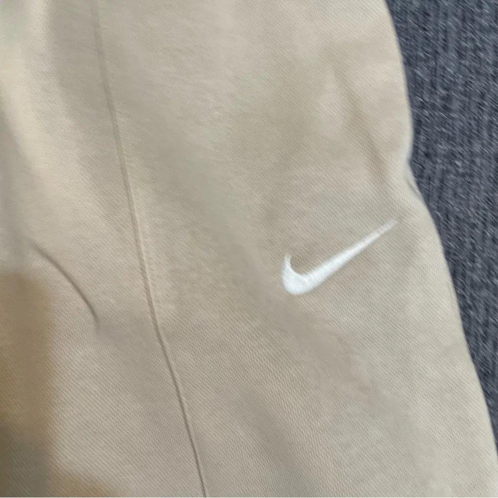 Nike Women’s Fleece Shorts - Image 7