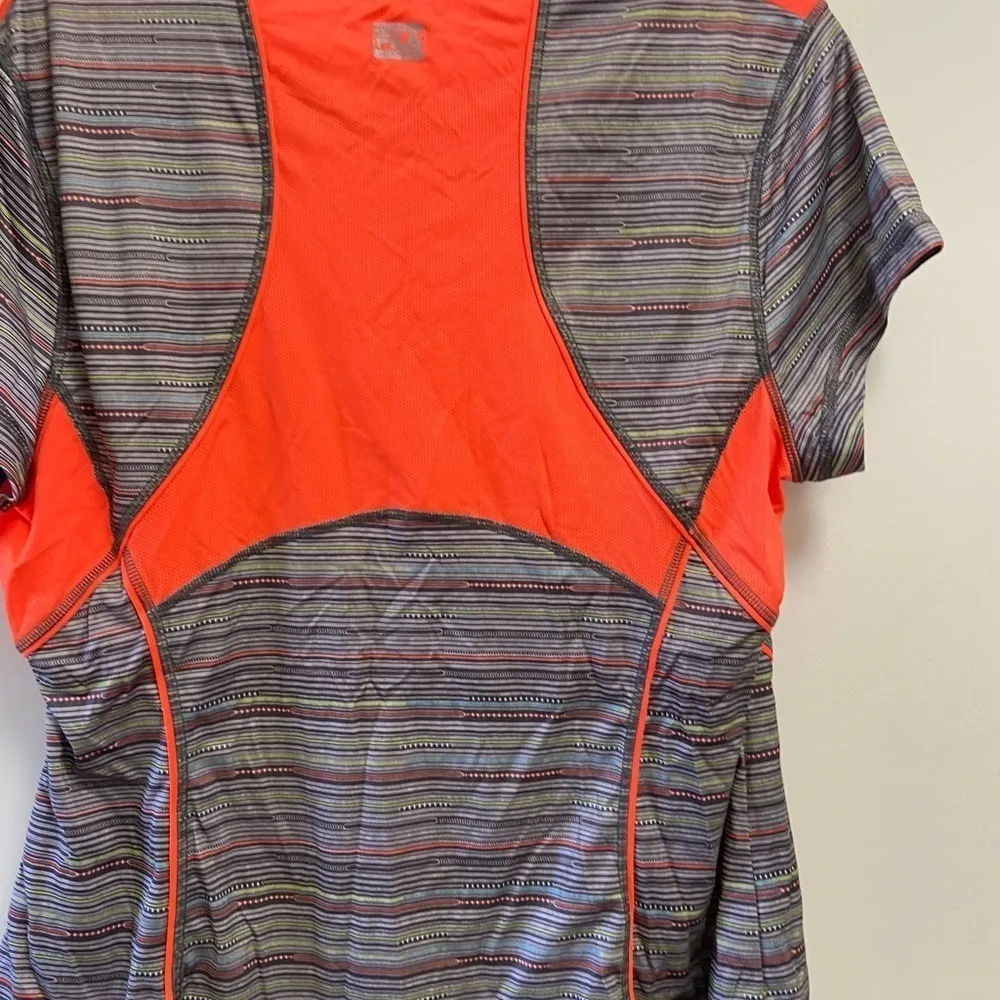 Fila running shirt xl women’s‎ orange and grey - Image 5