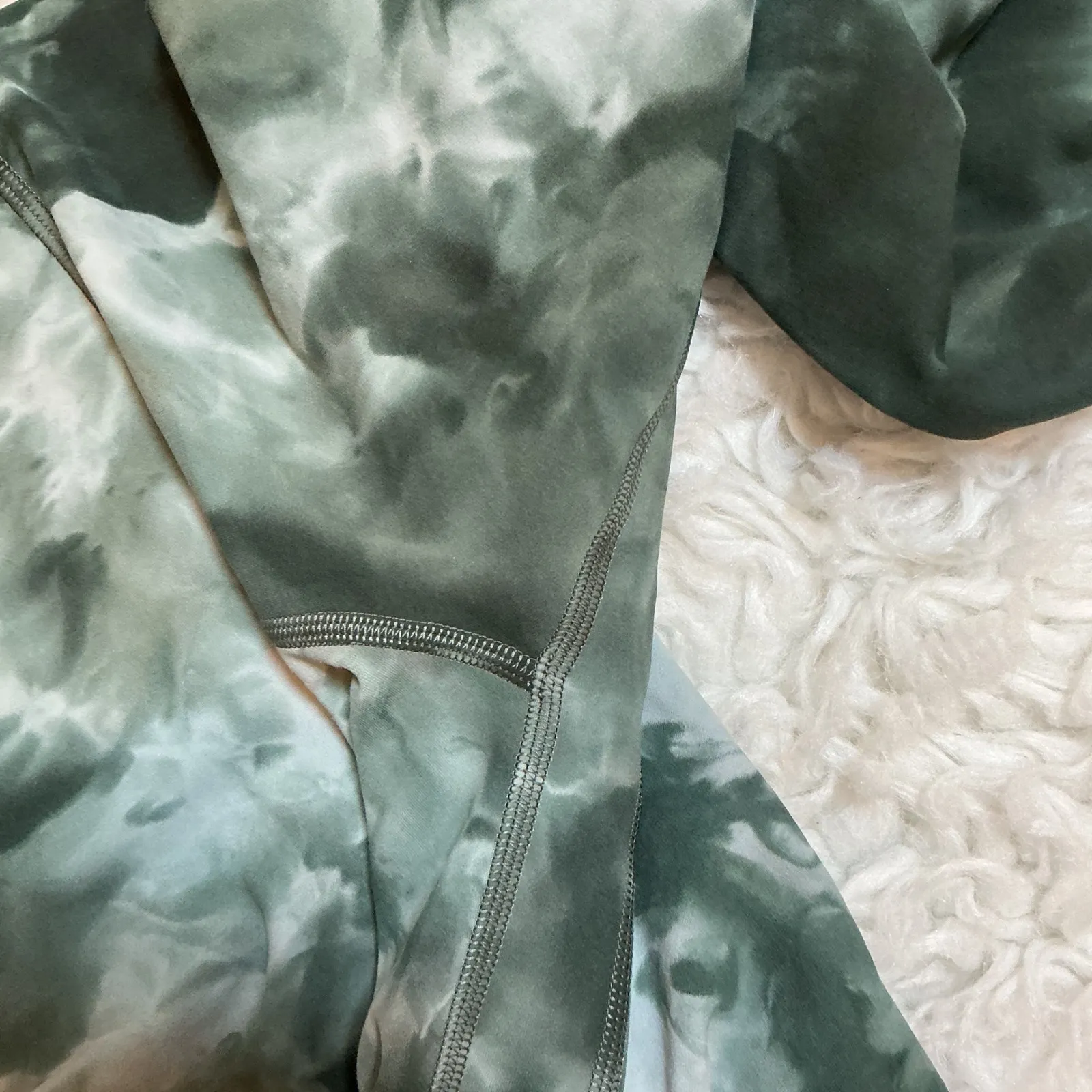 Lululemon Align High Rise Diamond Dye Leggings Green Size 4 - Image 5