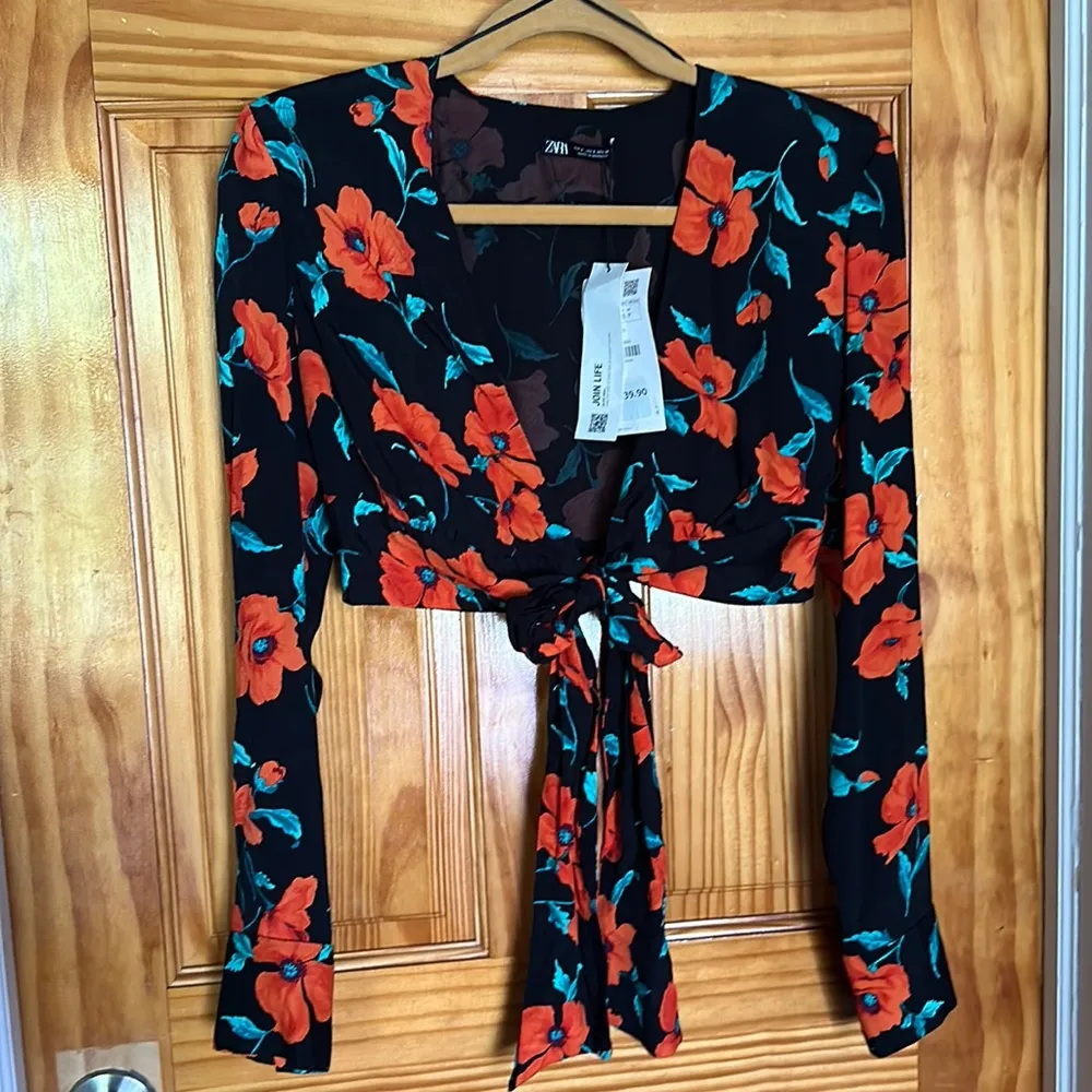 Floral printed crop top jacket S NWT - Image 2