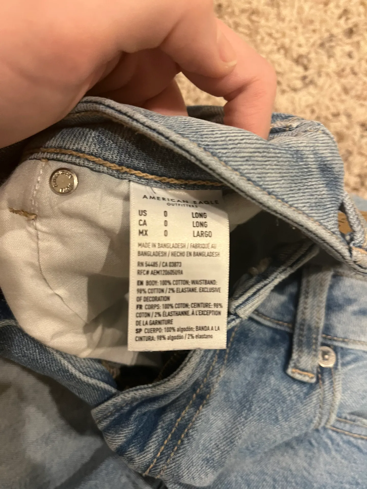 American Eagle Ripped Mom Jean - Image 3
