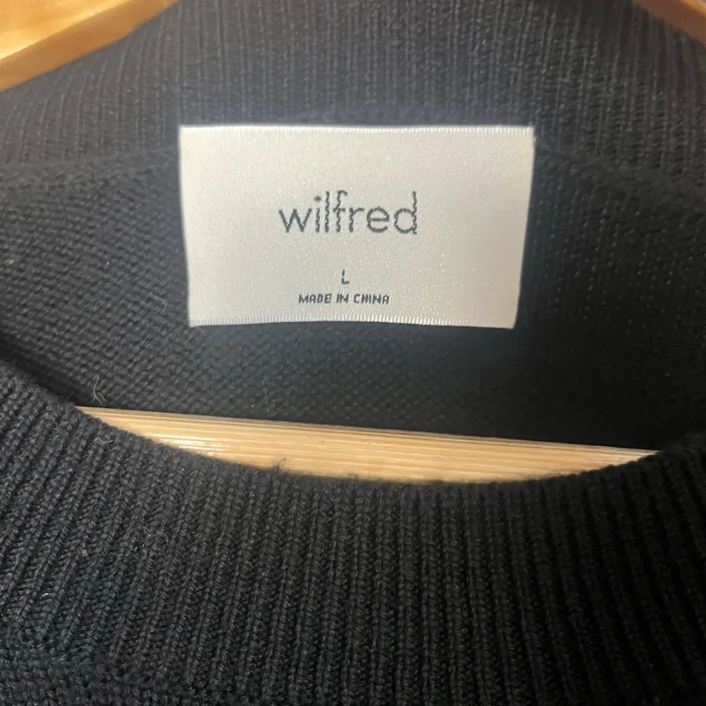 Aritzia Wilfred Endless Summer Merino Wool crew neck black sweater size large - Image 5