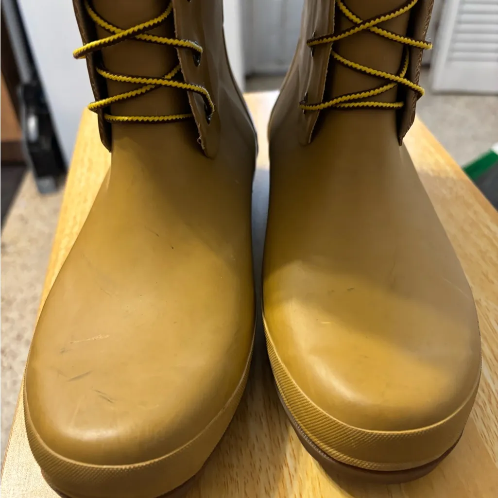 Timberland  rubber tall boots size 8 - Image 16