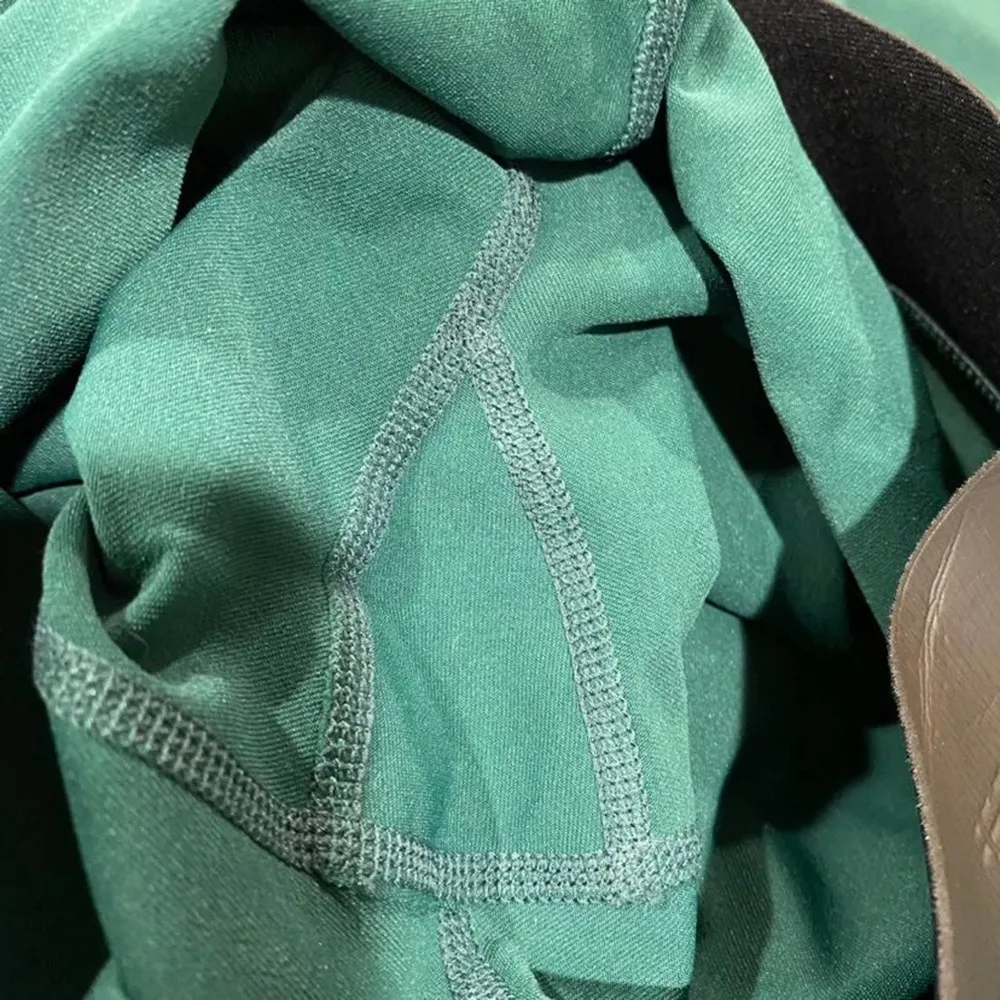 Zella Emerald Green Faux Leather Waistband Crop Leggings XS - Image 8