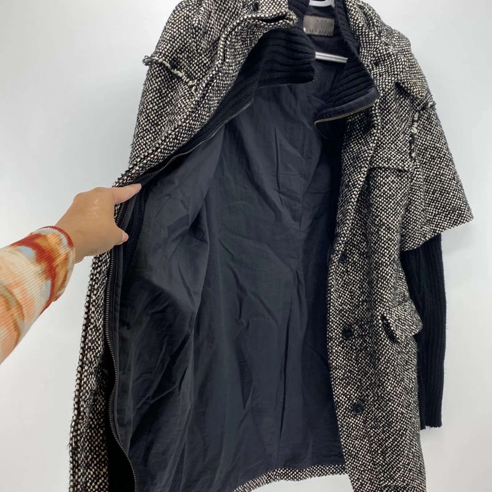 Zara Basic Tweed Full Zip Jacket Black White Marled Chic Office wear size M - Image 4