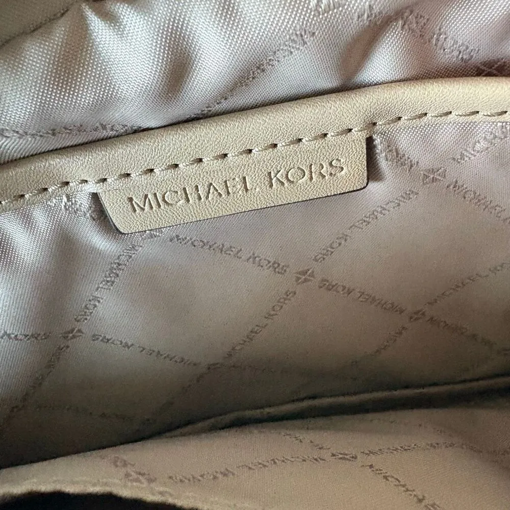 Michael Kors Jet Set East West Chain Crossbody bag in a camel giraffe print NEW - Image 2