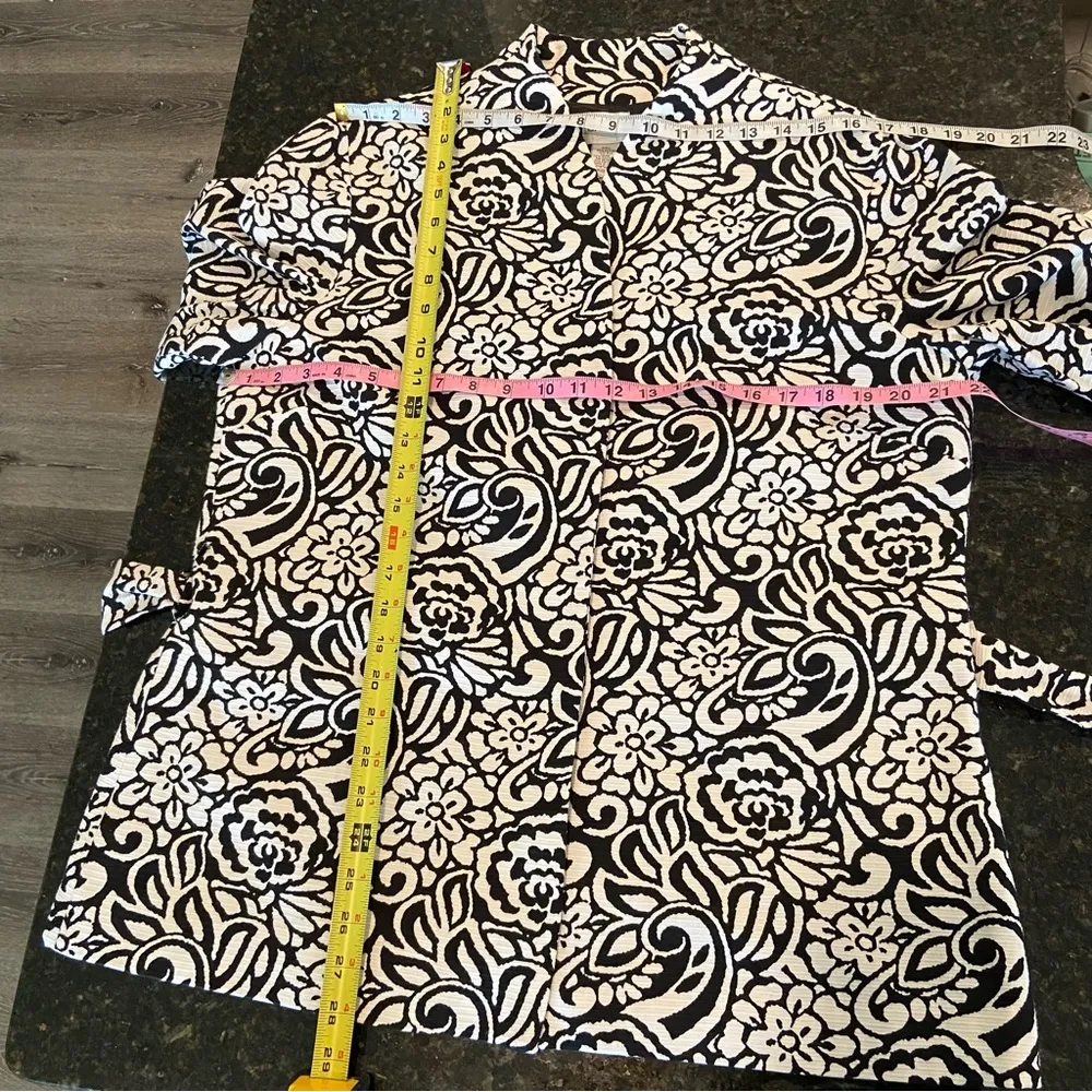 Chicos Black White Silk Floral Print Jacket Modern Gardens Irvetta Size Large - Image 8