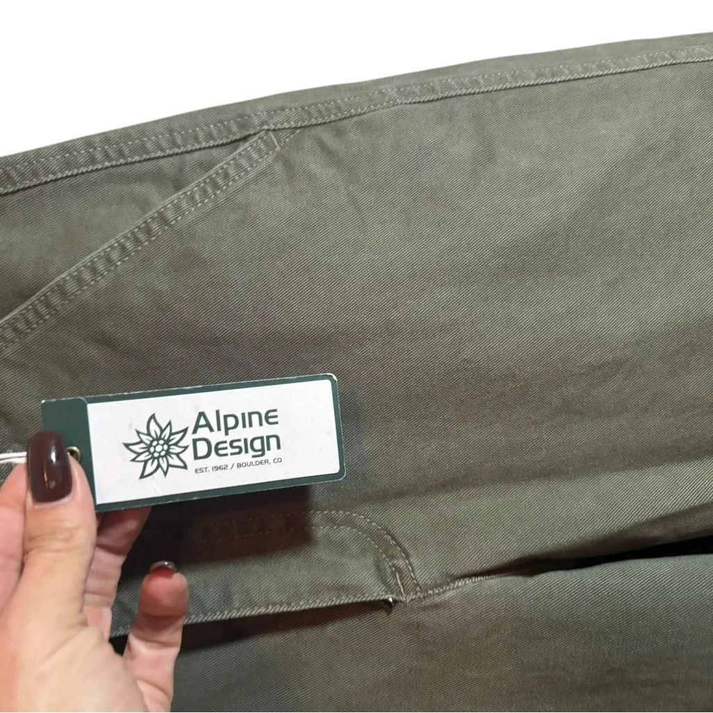 Alpine Design Barrel Pant – Women’s Size 6 – Vintage Olive – NWT - Image 3