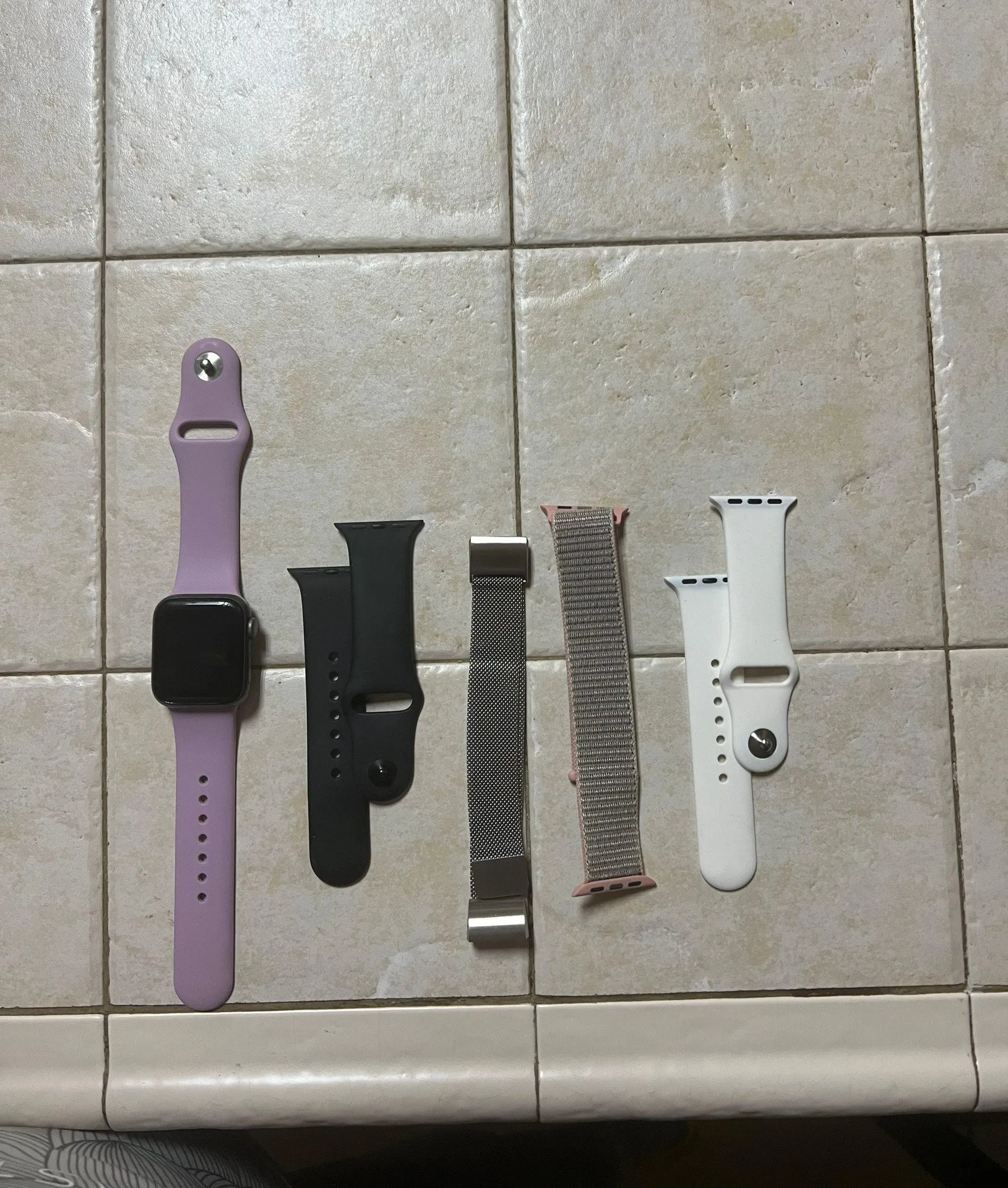 Apple Watch Series 4 40mm - Image 3