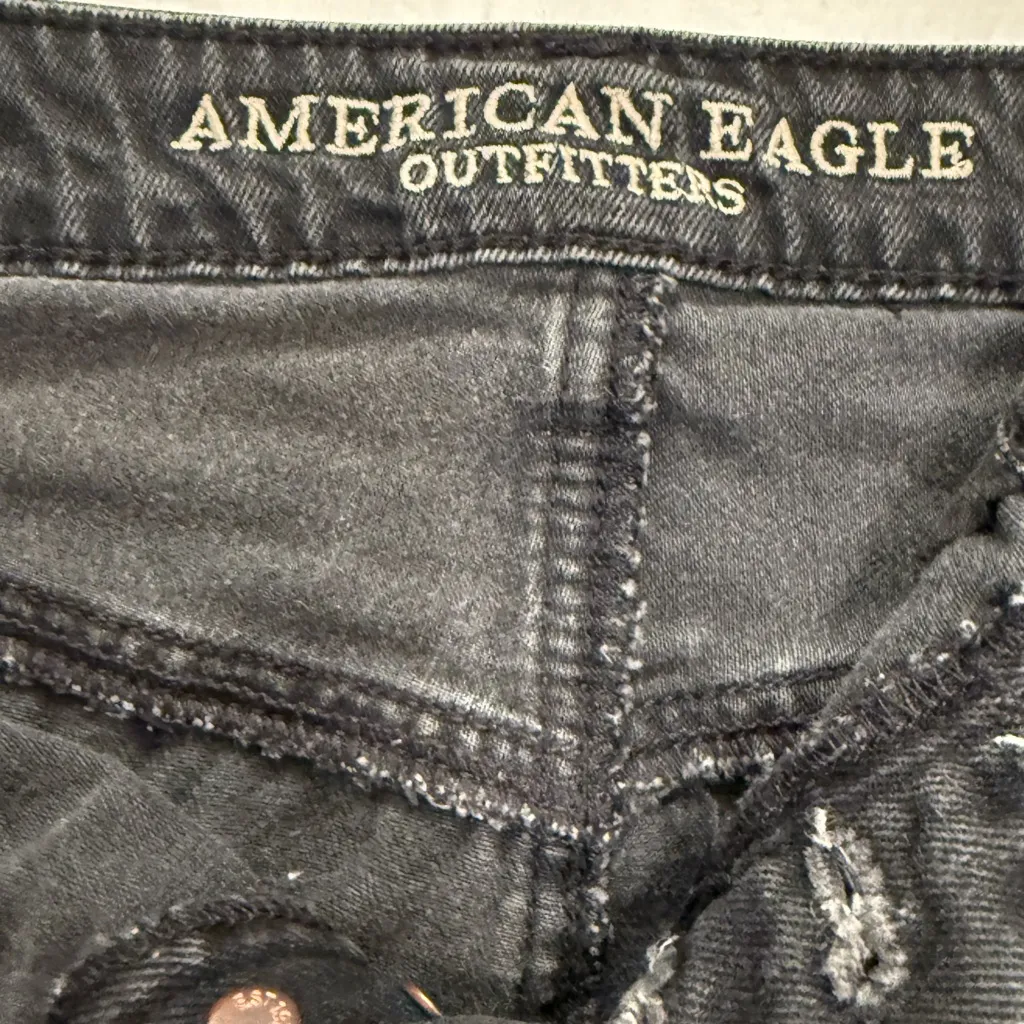 American Eagle Black Distressed Denim Skirt Size 4 - Image 4