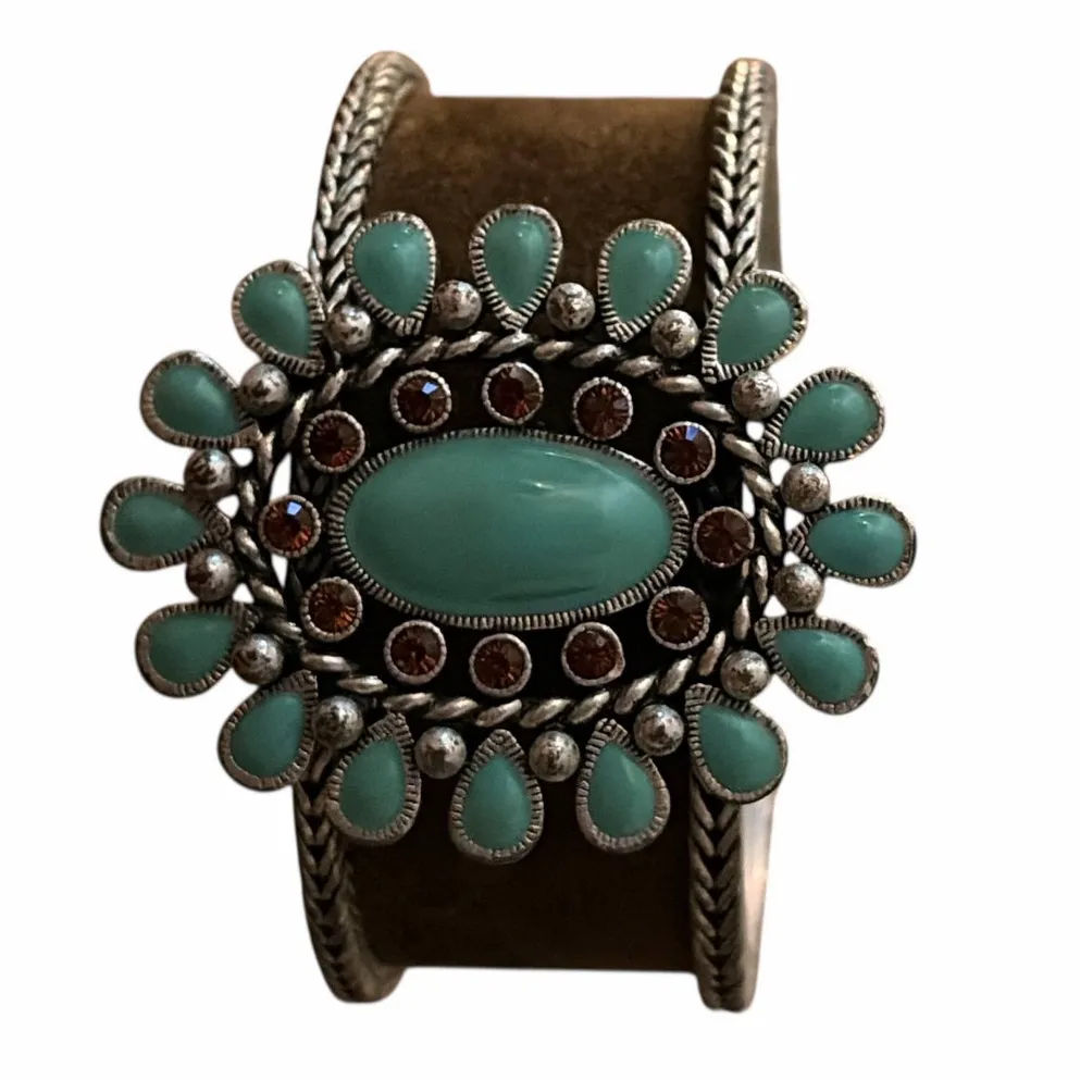 Vintage Faux Petit Point Turquoise Southwestern Cuff Blue - Image 4