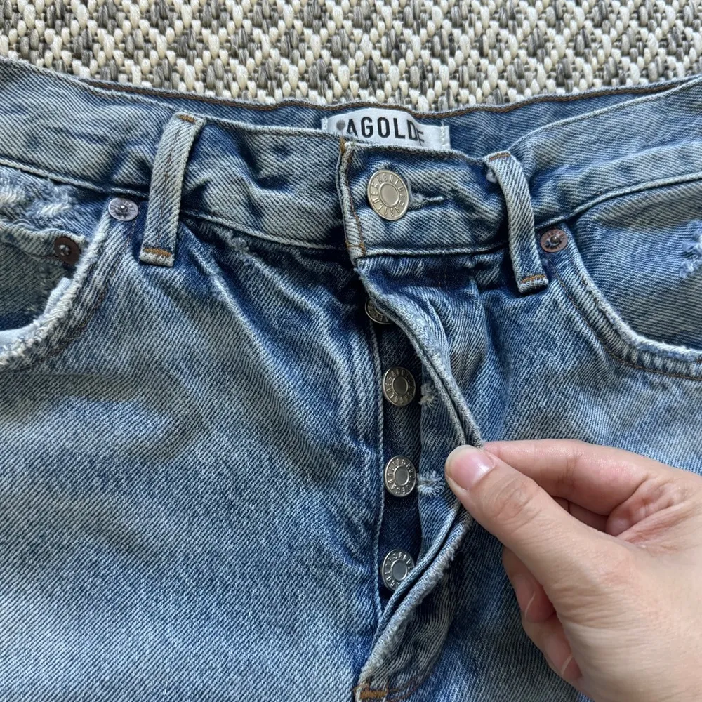 AGOLDE Jaden Distressed High Rise Denim Shorts Size 28 - Image 3