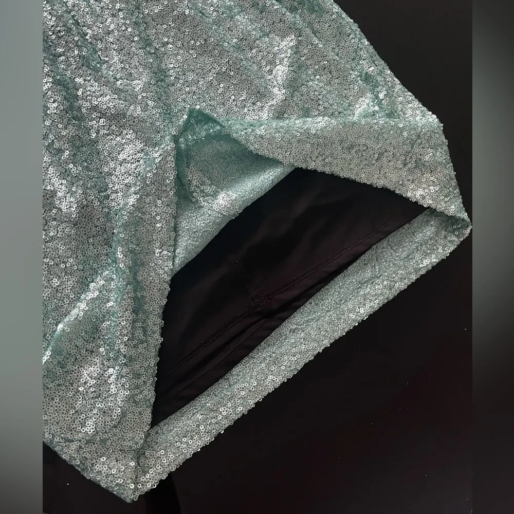 Shiny party or Cocktail dress - Image 7