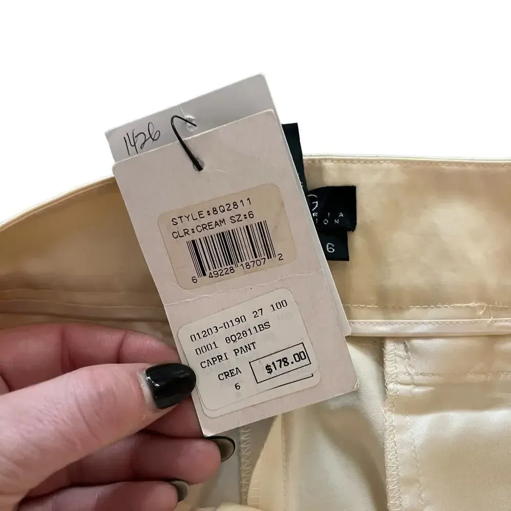 NWT‎ Vintage BCBG Maxazria Women’s 6 Cream Straight Leg Flat Front Capri Pants - Image 4