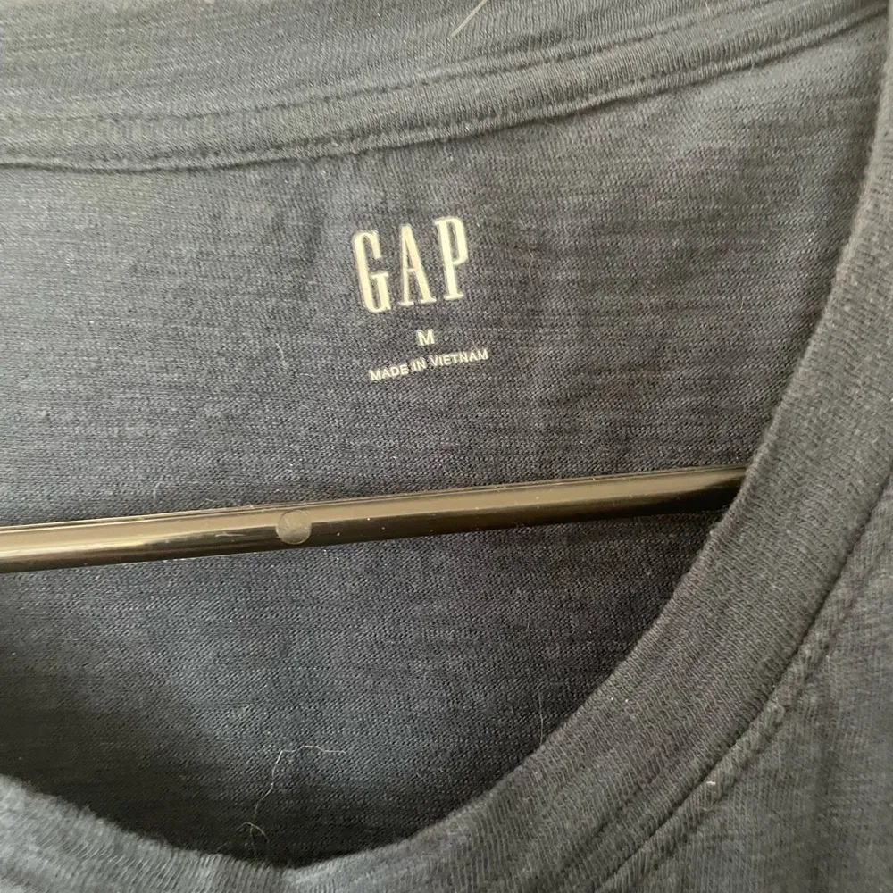Gap dark blue top - Image 2