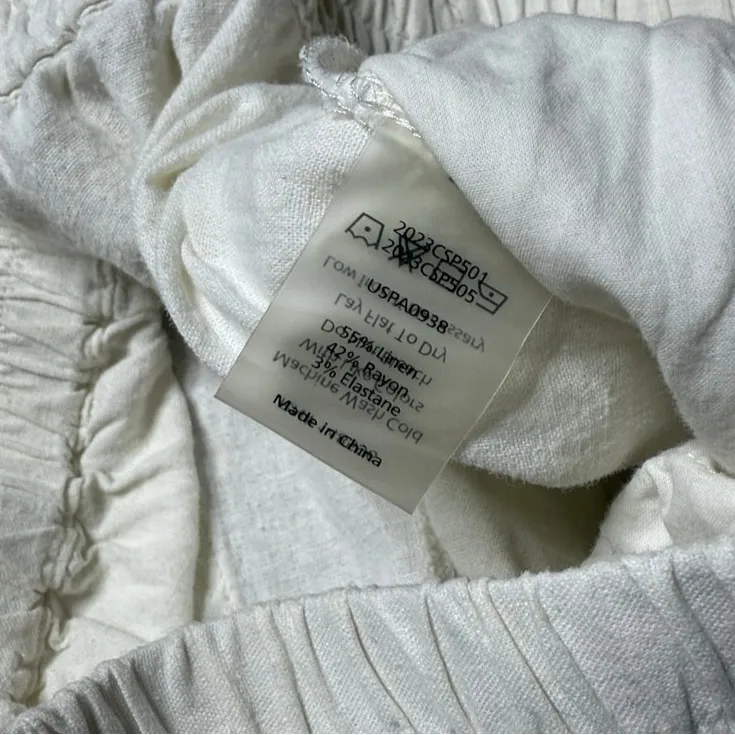 Universal Standard Iris Linen Easy Pull-On Pants
White 2XS - Image 6