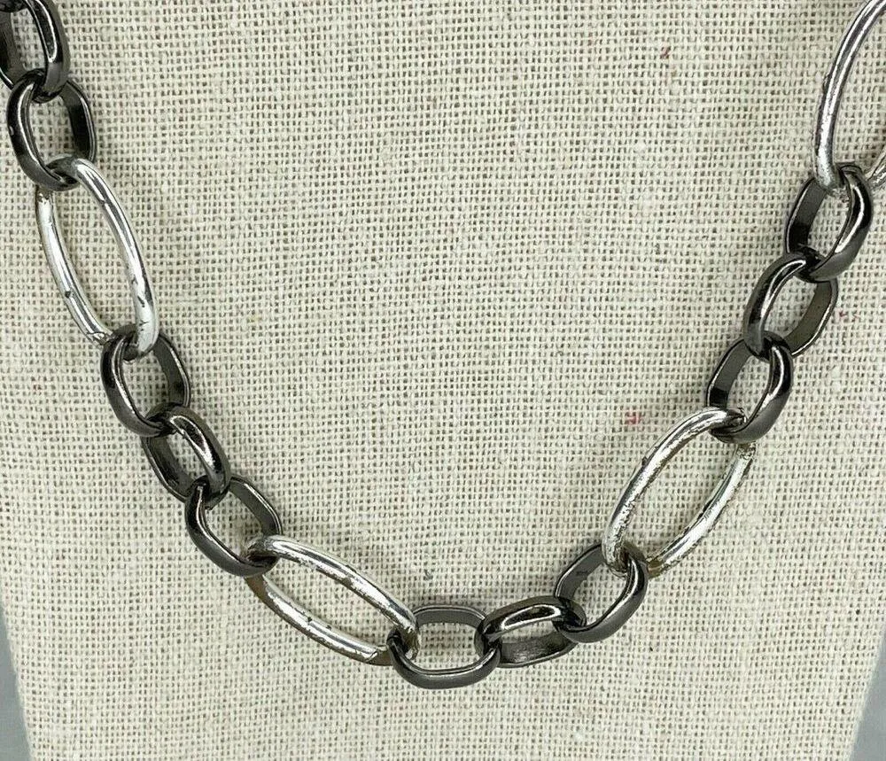 Liz Claiborne Open Oval Long Chain Link Necklace - Image 8